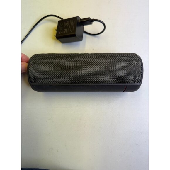 Logitech UE Ultimate Ears BOOM Wireless Bluetooth Speaker S-00122 Black/Red - Picture 7 of 14